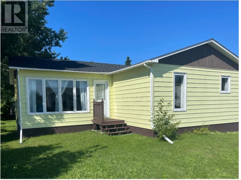 5 St Clare Avenue, Stephenville, Newfoundland & Labrador, A2N1N3, Stephenville, Newfoundland & Labrador — photo 1 of 5