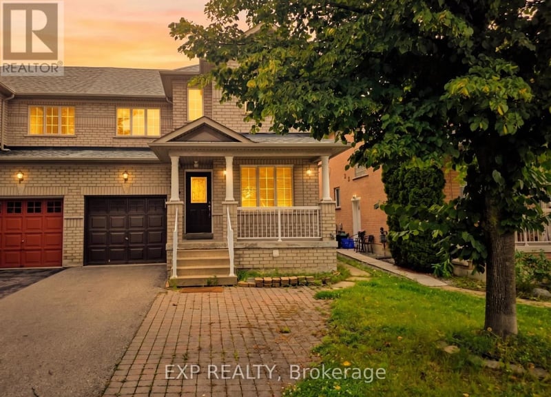 #Upper 384 Flagstone Way, Newmarket (Woodland Hill), Ontario, L3X2R3, Newmarket (Woodland Hill), Ontario — photo 1 of 5