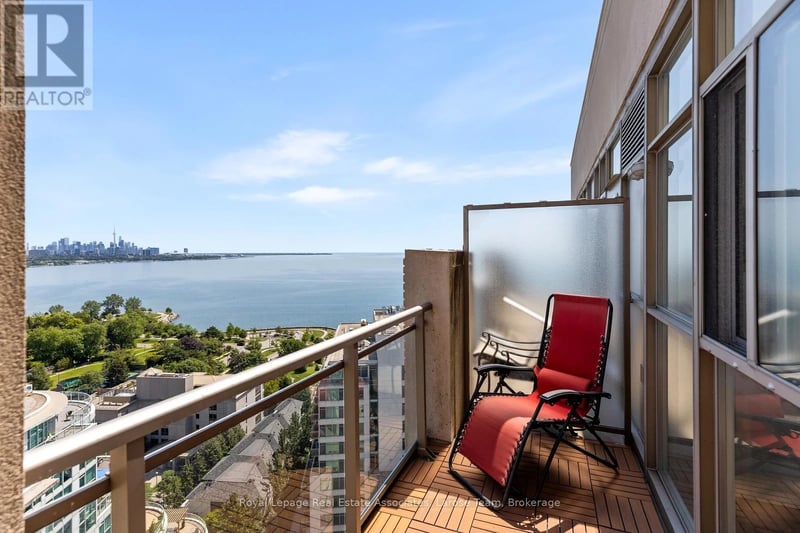 #2101 3 Marine Parade Drive, Toronto (Mimico), Ontario, M8V3Z5, Toronto (Mimico), Ontario — photo 1 of 5