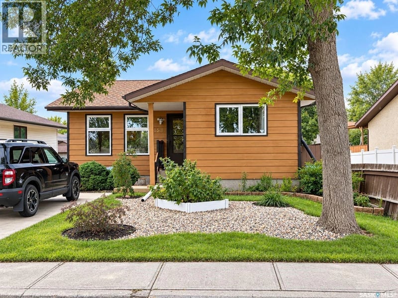 158 PETERSMEYER STREET, Regina, Saskatchewan, S4R8J3, Regina, Saskatchewan — photo 1 of 5