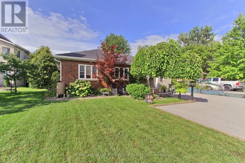 14 Bowers Road, East Gwillimbury (Holland Landing), Ontario, L9N1J2, East Gwillimbury (Holland Landing), Ontario — photo 1 of 5