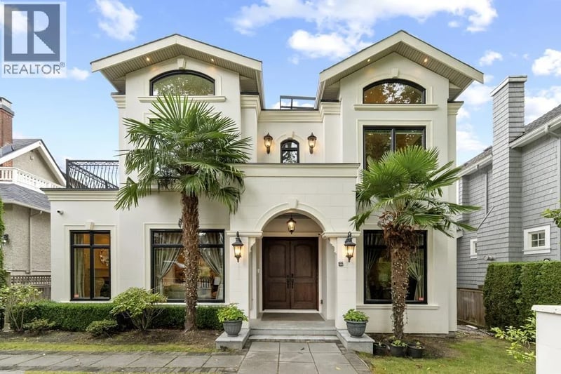 4077 13TH Avenue, Vancouver, British Columbia, V6R2T3, Vancouver, British Columbia — photo 1 of 5