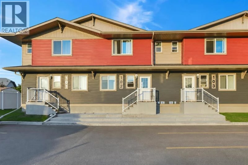 6300 58A Street, Rocky Mountain House, Alberta, T4T0C2, Rocky Mountain House, Alberta — photo 1 of 5