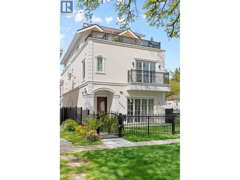 #2 4503 15TH Avenue, Vancouver, British Columbia, V6R3B3, Vancouver, British Columbia — photo 1 of 5