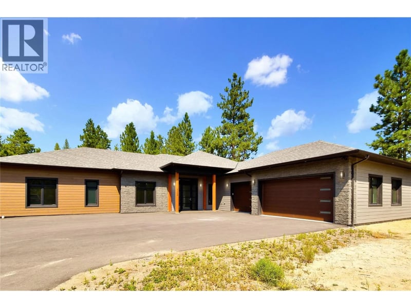 113 Corral Boulevard, Cranbrook, British Columbia, V1C0C2, Cranbrook, British Columbia — photo 1 of 5