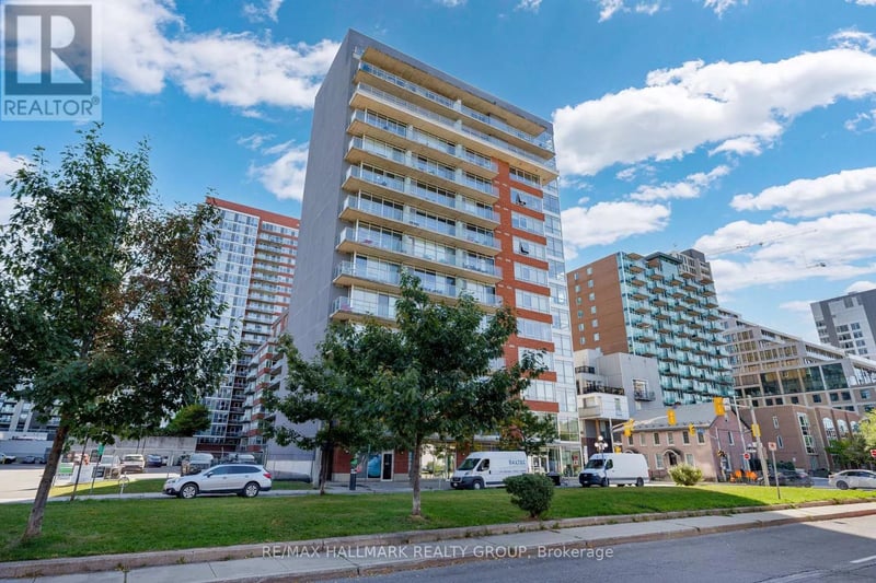 #210 180 York Street, Ottawa, Ontario, K1N1J6, Ottawa, Ontario — photo 1 of 5