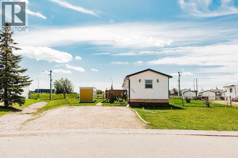 9705 108 Avenue, Clairmont, Alberta, T8X5E4, Clairmont, Alberta — photo 1 of 5