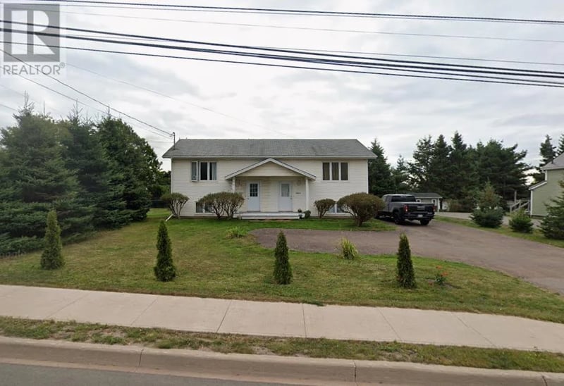 366 St. Peters Road, Charlottetown, Prince Edward Island, C1B1X2, Charlottetown, Prince Edward Island — photo 1 of 5