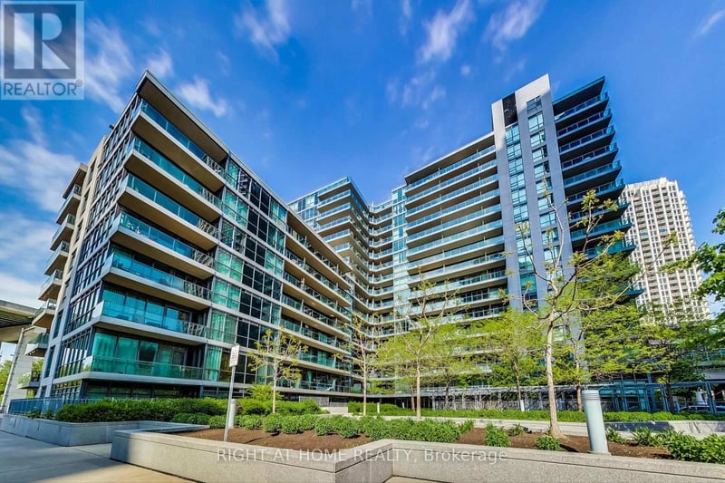 #656 209 Fort York Boulevard South, Toronto (Niagara), Ontario, M5V4A1, Toronto (Niagara), Ontario — photo 1 of 5