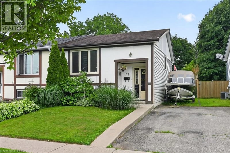 57 WESTCHESTER Way, Brantford, Ontario, N3R6T4, Brantford, Ontario — photo 1 of 5