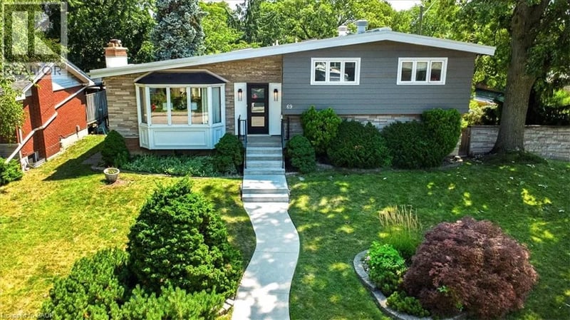 69 PLEASANT Avenue, Hamilton, Ontario, L9C4M8, Hamilton, Ontario — photo 1 of 5