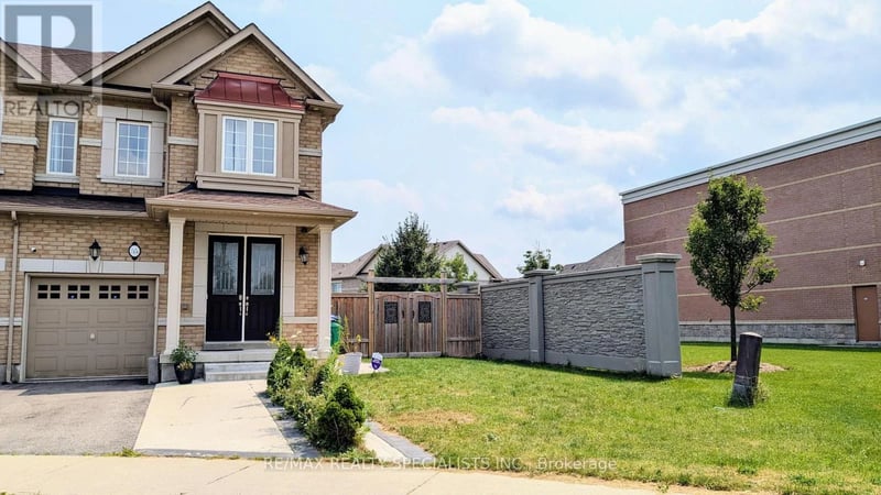 55 Dufay Road, Brampton (Northwest Brampton), Ontario, L7A4A2, Brampton (Northwest Brampton), Ontario — photo 1 of 5