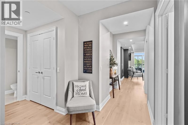 #409 11 BRONTE Road, Oakville, Ontario, L6L0E1, Oakville, Ontario — photo 1 of 5