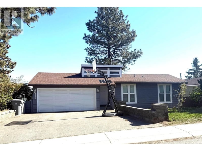 210 ROBSON Drive, Kamloops, British Columbia, V2E1W1, Kamloops, British Columbia — photo 1 of 5