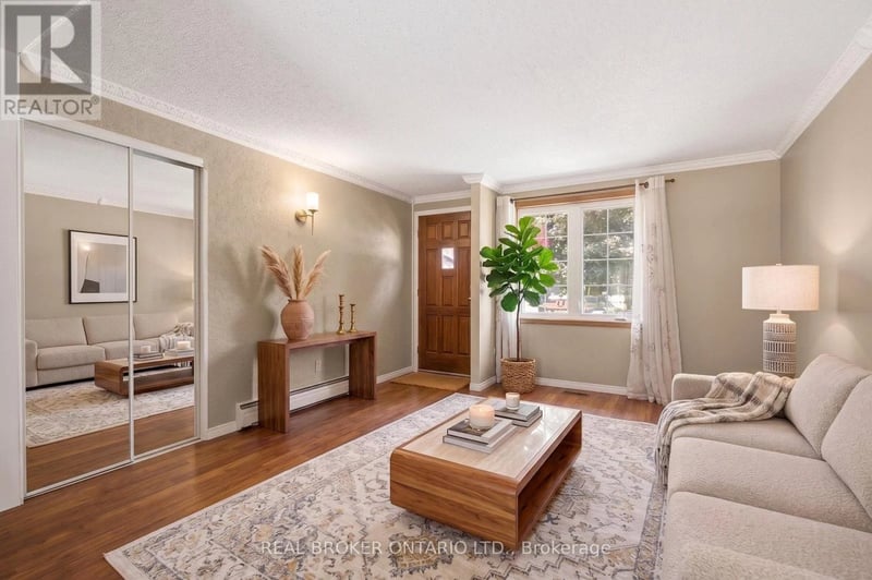 162 Tiffany Street, Cambridge, Ontario, N3H4G6, Cambridge, Ontario — photo 1 of 5