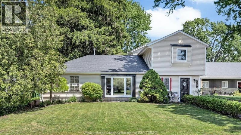 326 CORONADO, Tecumseh, Ontario, N8N2E4, Tecumseh, Ontario — photo 1 of 5