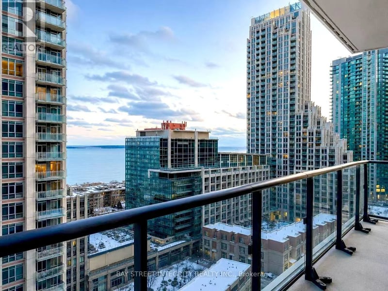 #1512 38 Iannuzzi Street, Toronto (Niagara), Ontario, M5V0S2, Toronto (Niagara), Ontario — photo 1 of 5
