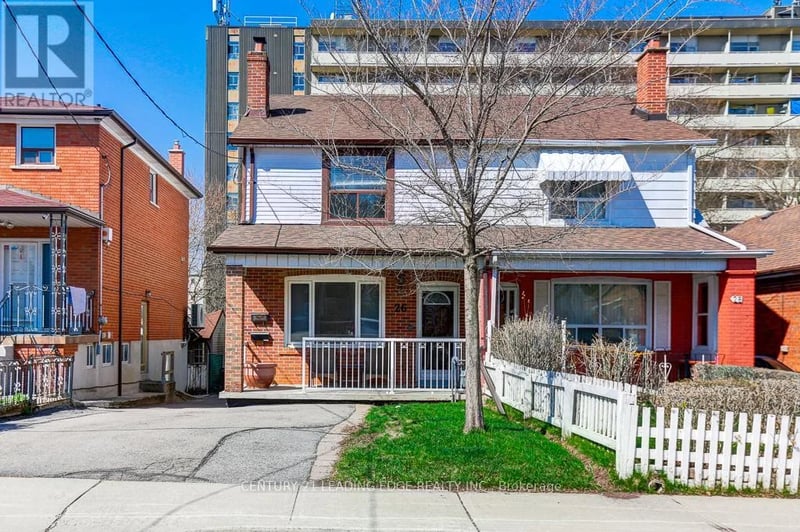 26 Grandville Avenue, Toronto (Rockcliffe-Smythe), Ontario, M6N4T9, Toronto (Rockcliffe-Smythe), Ontario — photo 1 of 5