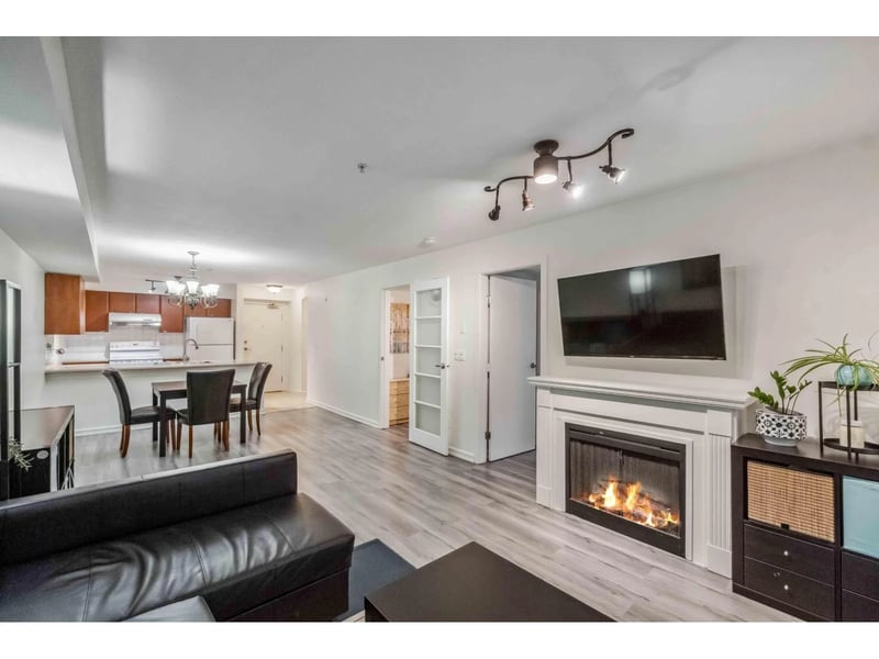 #212 10088 148TH Street, Surrey, British Columbia, V3R3M9, Surrey, British Columbia — photo 1 of 5