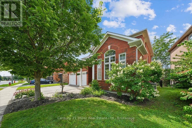 2350 Valleyridge Drive, Oakville (BC Bronte Creek), Ontario, L6M5C1, Oakville (BC Bronte Creek), Ontario — photo 1 of 5