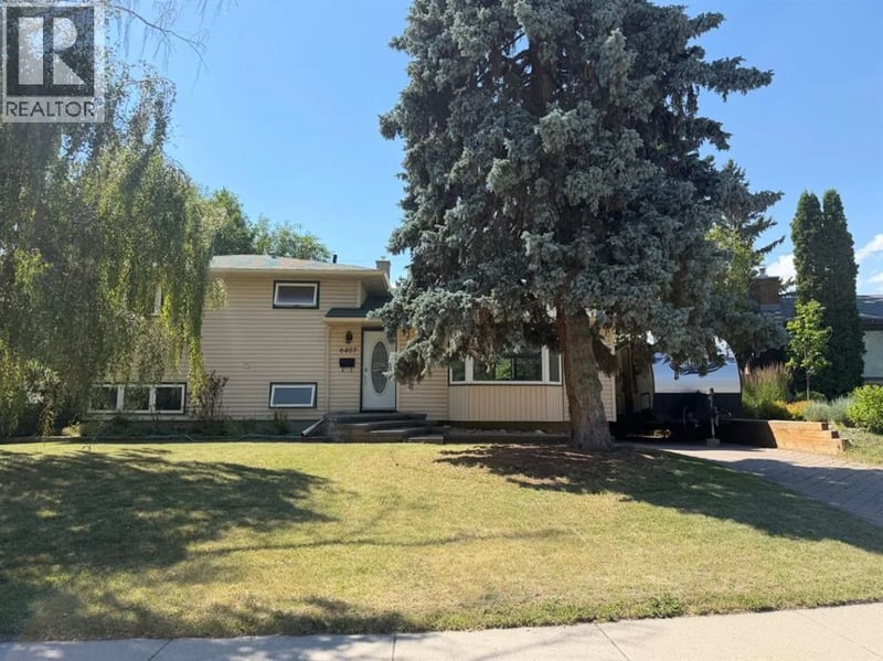 6407 Lombardy Crescent Southwest, Calgary, Alberta, T3E5R3, Calgary, Alberta — photo 1 of 5