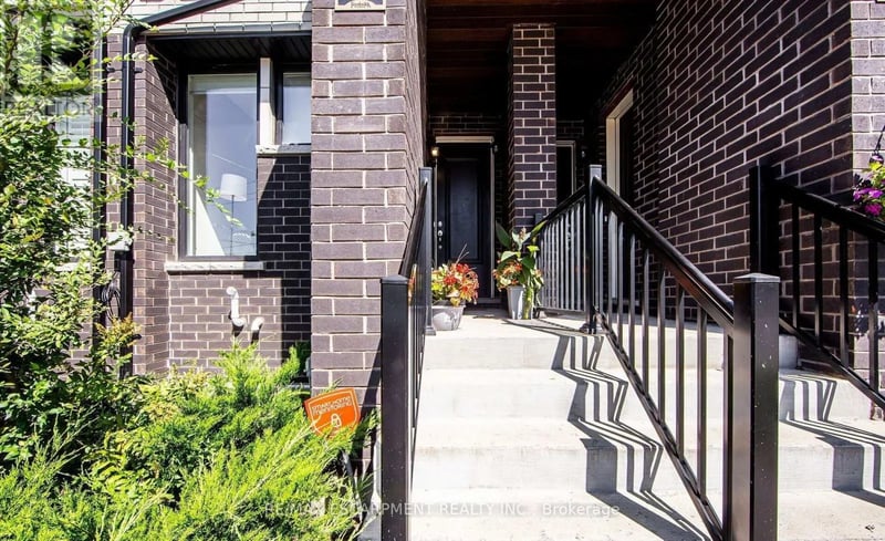 2-1778A Lawrence Avenue West, Toronto (Rustic), Ontario, M6L0A3, Toronto (Rustic), Ontario — photo 1 of 5