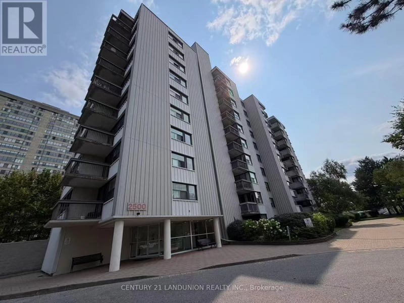#1005 2500 Bridletowne Circle, Toronto (L'Amoreaux), Ontario, M1W2V6, Toronto (L'Amoreaux), Ontario — photo 1 of 5