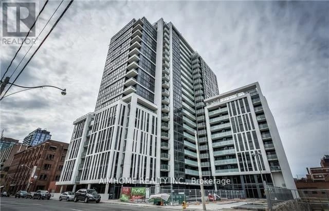 #305 400 Adelaide Street East, Toronto (Moss Park), Ontario, M5A4S3, Toronto (Moss Park), Ontario — photo 1 of 5