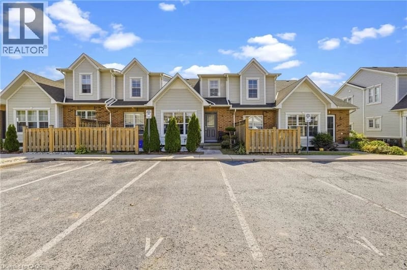 #5 1085 HARROGATE Drive, Ancaster, Ontario, L9K1R2, Ancaster, Ontario — photo 1 of 5
