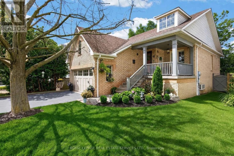 45 Rosemarie Crescent, Whitby (Brooklin), Ontario, L1M1G6, Whitby (Brooklin), Ontario — photo 1 of 5
