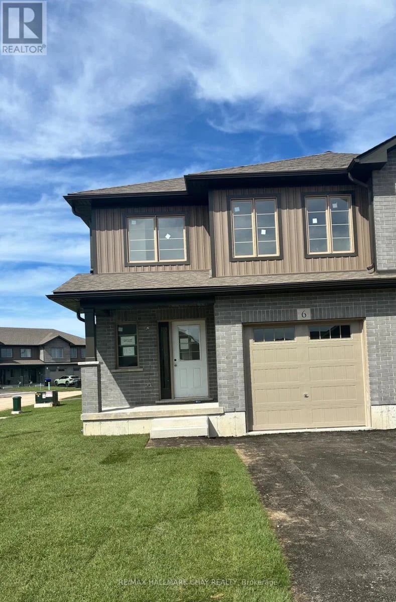 6 Beverly Street, Springwater (Elmvale), Ontario, L0L1P0, Springwater (Elmvale), Ontario — photo 1 of 5