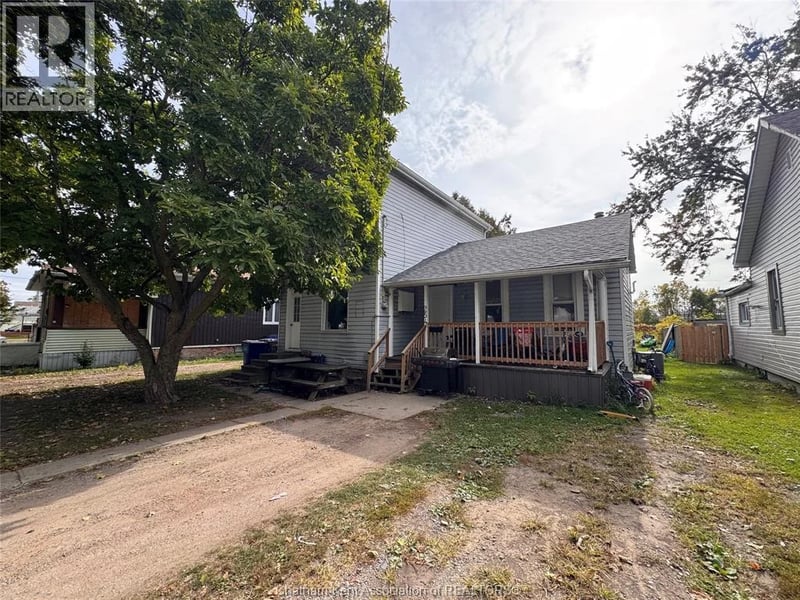 254 PARK Street, Chatham, Ontario, N7M3S3, Chatham, Ontario — photo 1 of 5