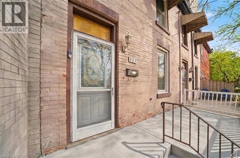 107 QUEEN Street South, Hamilton, Ontario, L8P3R9, Hamilton, Ontario — photo 1 of 5