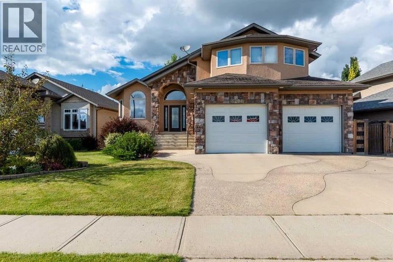 5204 15 Street, Lloydminster, Alberta, T9V0Y2, Lloydminster, Alberta — photo 1 of 5