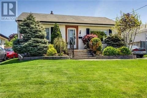 37 Adanac Drive, Toronto (Cliffcrest), Ontario, M1M2E5, Toronto (Cliffcrest), Ontario — photo 1 of 5