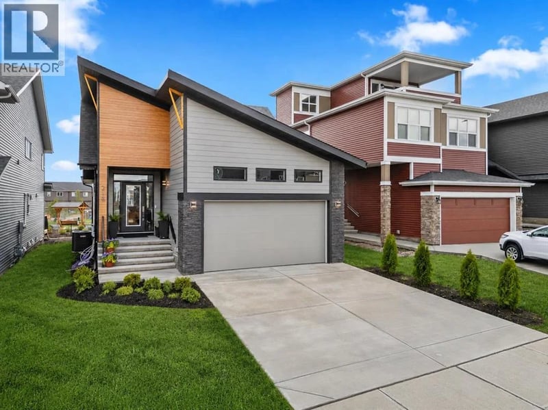 218 Mitchell Heath Northwest, Calgary, Alberta, T3R2G2, Calgary, Alberta — photo 1 of 5
