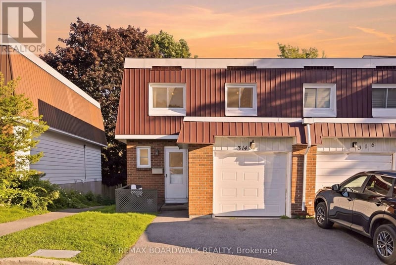 #14 314 Stone Quarry Private, Ottawa, Ontario, K1K3Y2, Ottawa, Ontario — photo 1 of 5