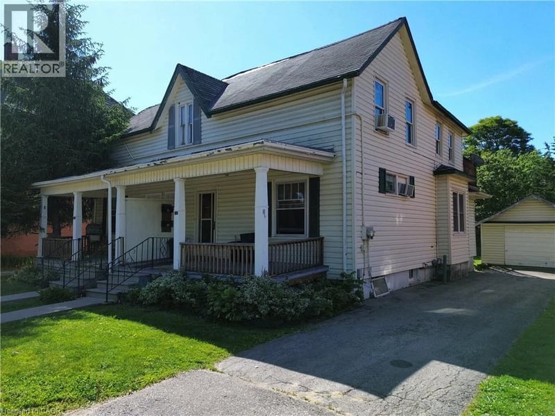 102 STANLEY Street, Simcoe, Ontario, N3Y1M4, Simcoe, Ontario — photo 1 of 5