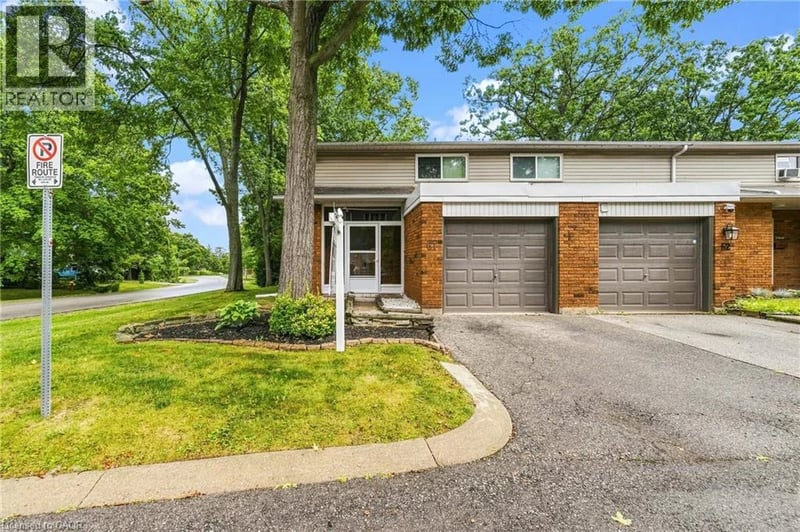 #61 1270 GAINSBOROUGH Drive, Oakville, Ontario, L6H2L2, Oakville, Ontario — photo 1 of 5