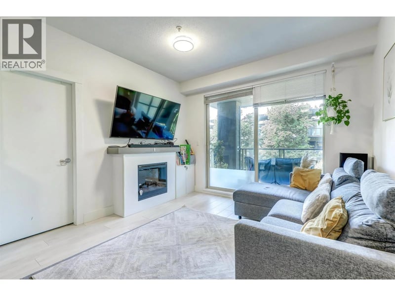 #304 7478 BYRNEPARK Walk, Burnaby, British Columbia, V3N0B5, Burnaby, British Columbia — photo 1 of 5