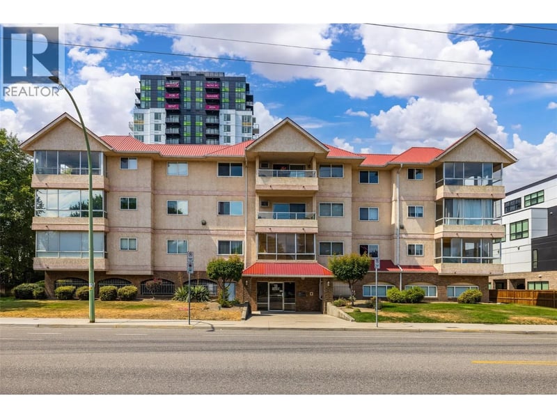 #303 1318 RICHTER Street, Kelowna, British Columbia, V1Y2L3, Kelowna, British Columbia — photo 1 of 5