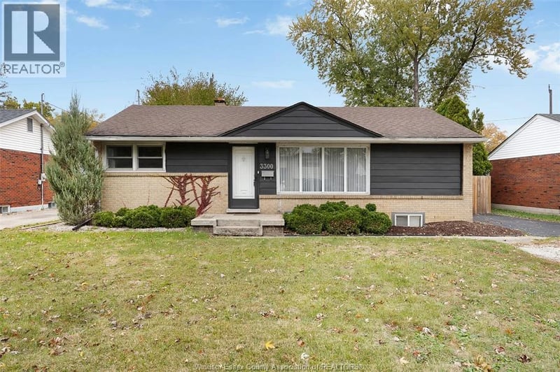 #MAIN 3300 MARK, Windsor, Ontario, N9E2X1, Windsor, Ontario — photo 1 of 5