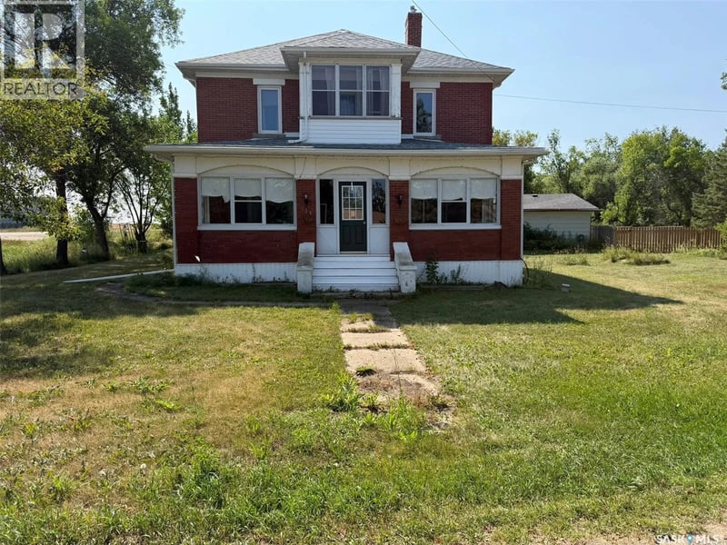 229 4th AVENUE E, Lafleche, Saskatchewan, S0H2K0, Lafleche, Saskatchewan — photo 1 of 5