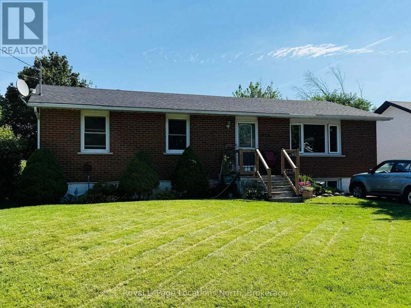 #Unit B 373 Peel Street, Collingwood, Ontario, L9Y3W5, Collingwood, Ontario — photo 1 of 5