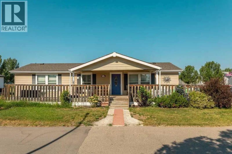 414 Conductor Boulevard, Coaldale, Alberta, T1M1P8, Coaldale, Alberta — photo 1 of 5