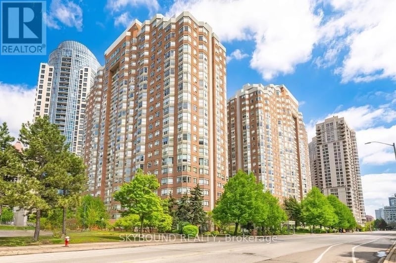 #1803 335 Webb Drive, Mississauga (City Centre), Ontario, L5B4A1, Mississauga (City Centre), Ontario — photo 1 of 5