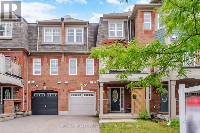 220 Mortimer Crescent, Milton (HA Harrison), Ontario, L9T8N8, Milton (HA Harrison), Ontario — photo 1 of 5