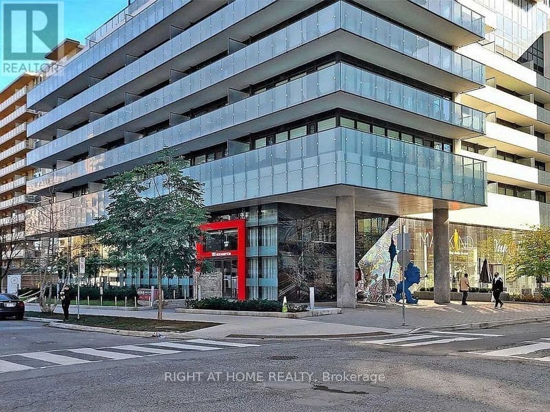 #1906 185 Roehampton Avenue, Toronto (Mount Pleasant West), Ontario, M4P0C6, Toronto (Mount Pleasant West), Ontario — photo 1 of 5