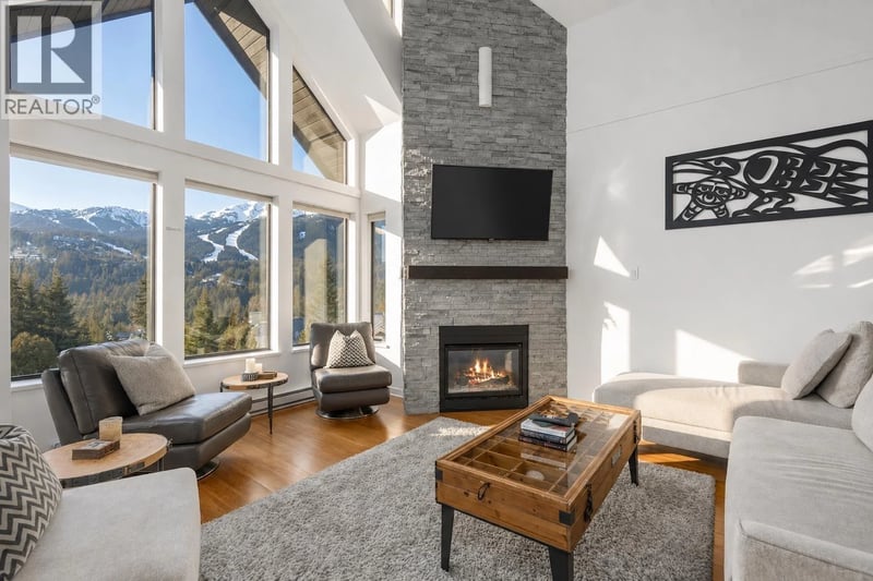 #302 3212 BLUEBERRY Drive, Whistler, British Columbia, V8E0T5, Whistler, British Columbia — photo 1 of 5
