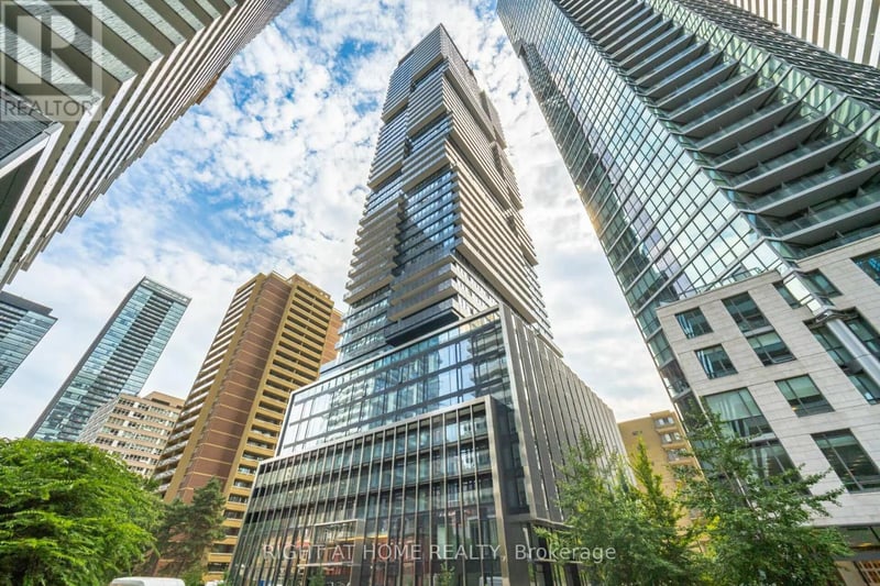#4403 55 Charles Street East, Toronto (Church-Yonge Corridor), Ontario, M4Y0J1, Toronto (Church-Yonge Corridor), Ontario — photo 1 of 5